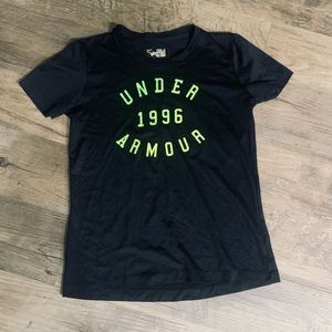 3/$15 Women’s Under Armour Shirt